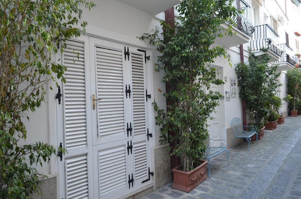 Case Vacanze Arcobaleno Lipari  Bagian luar foto